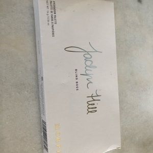 Morphe X Jaclin Hill eyeshadow palette